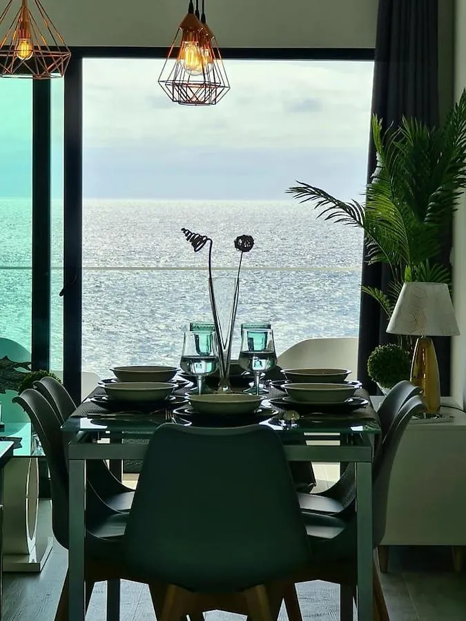 Apt.L- Cliff Residence Over The Ocean-500 Mbps Net 0*, Gaula