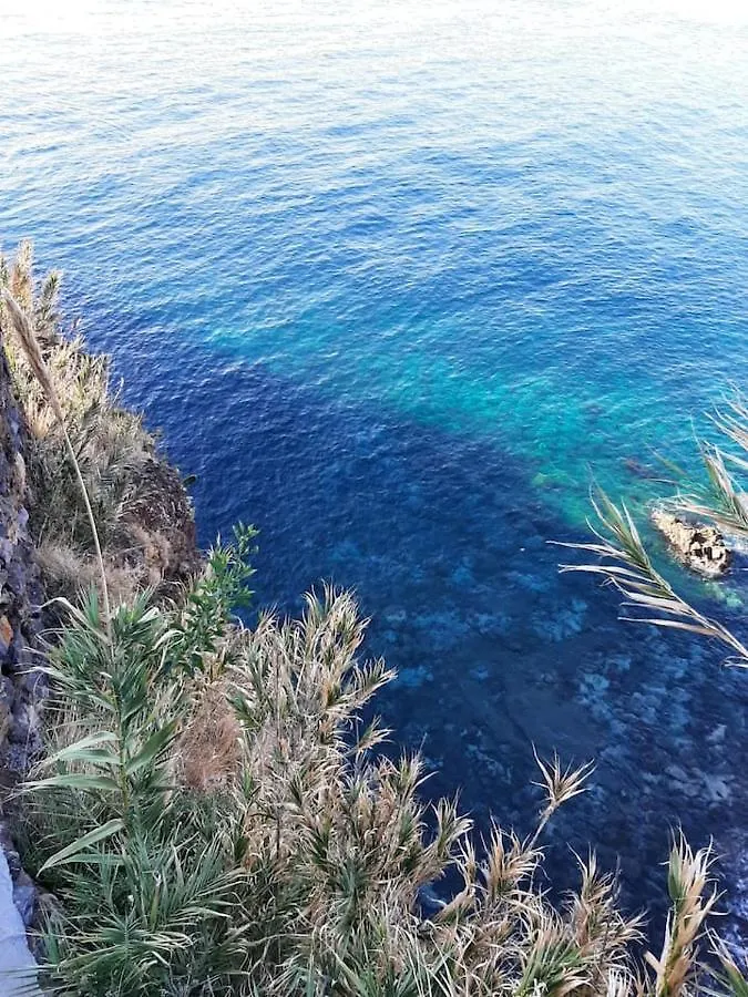 Apt.L- Cliff Residence Over The Ocean-500 Mbps Net Holiday home
