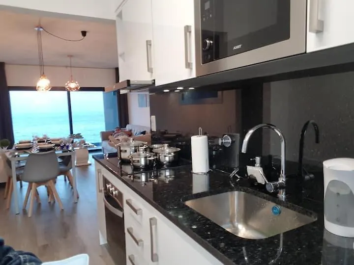 Apt.L- Cliff Residence Over The Ocean-500 Mbps Net 0*, Gaula Portugal
